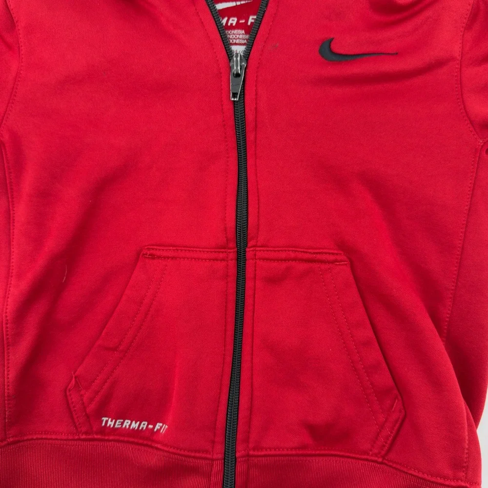 Nike therma fit